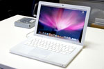 Mac Book (ProもOK）