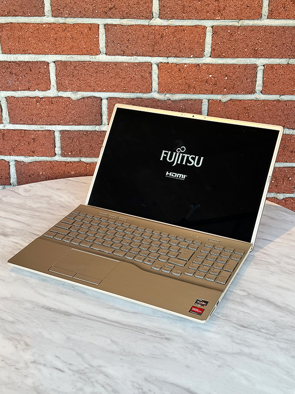 富士通 FMV LIFEBOOK AH53/J3 FMVA53J3G 突然OSが起動せず「BitLocker 