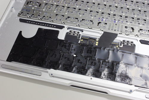 Apple MacBook Air ロジックボード修理