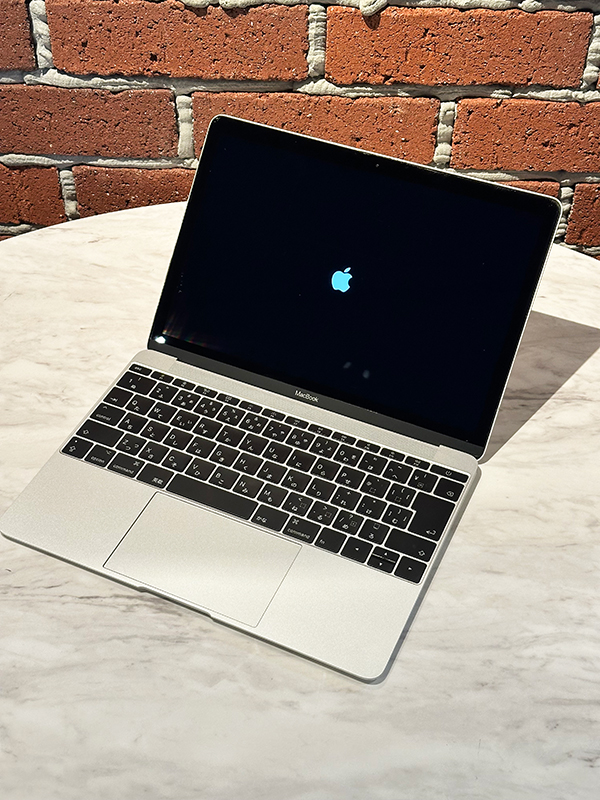 MacBook トラックパッドが押せない 浮く