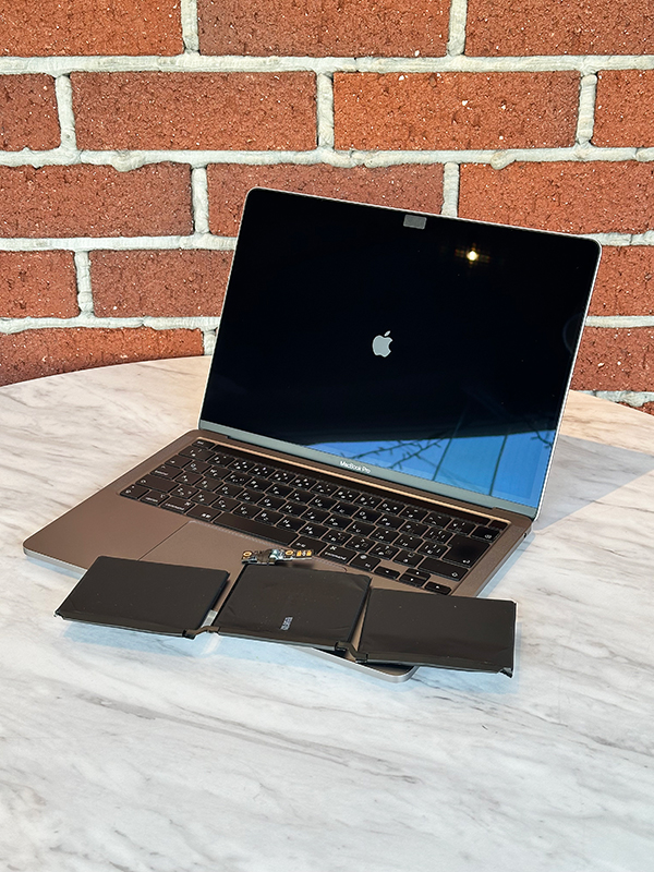 Apple MacBook Pro (13-inch,M1,2020) A2338 電源が切れる バッテリー交換
