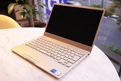 富士通 FMV LIFEBOOK CH75/E3 FMVC75E3G 電源が入らない データ復旧