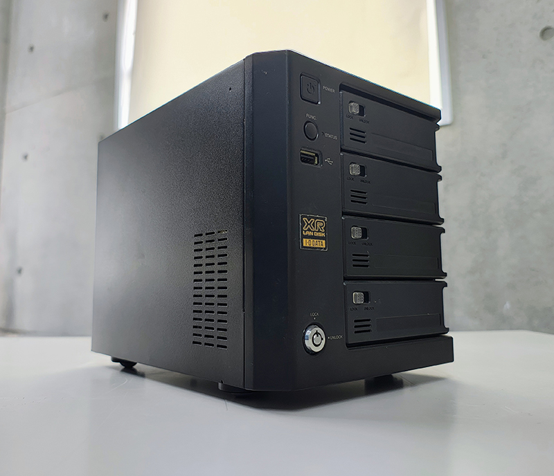 I-O DATA NAS HDL-XR4.0W LED点滅で起動しない データ復旧