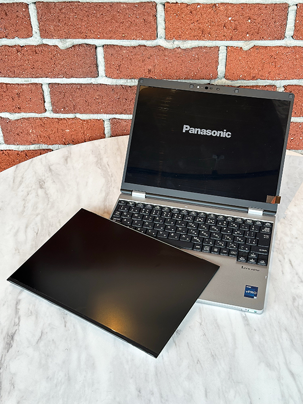 Panasonic Let’s note SR4 CF-SR4RDAAS 液晶割れ 液晶交換