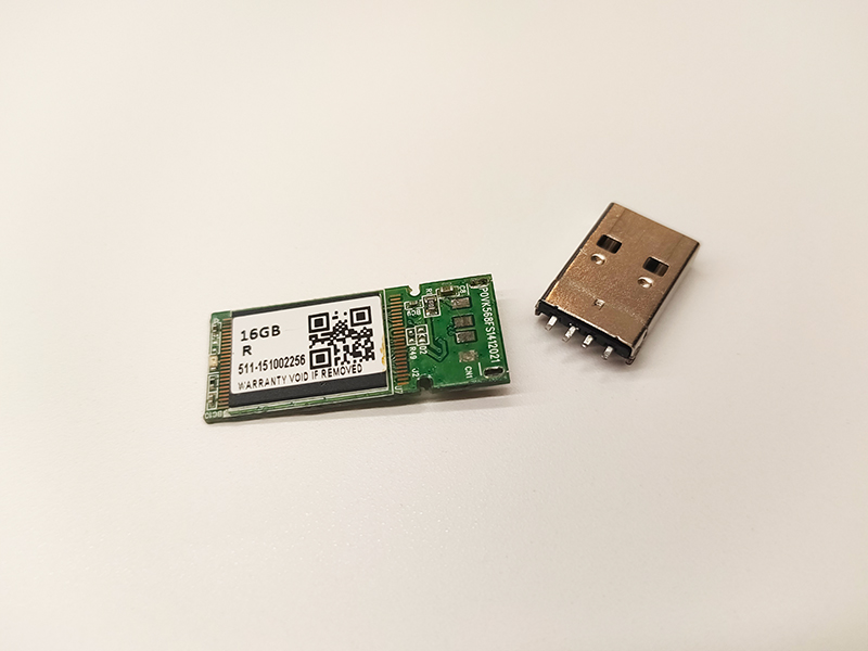 Silicon Power USBメモリ 折れた データ復旧