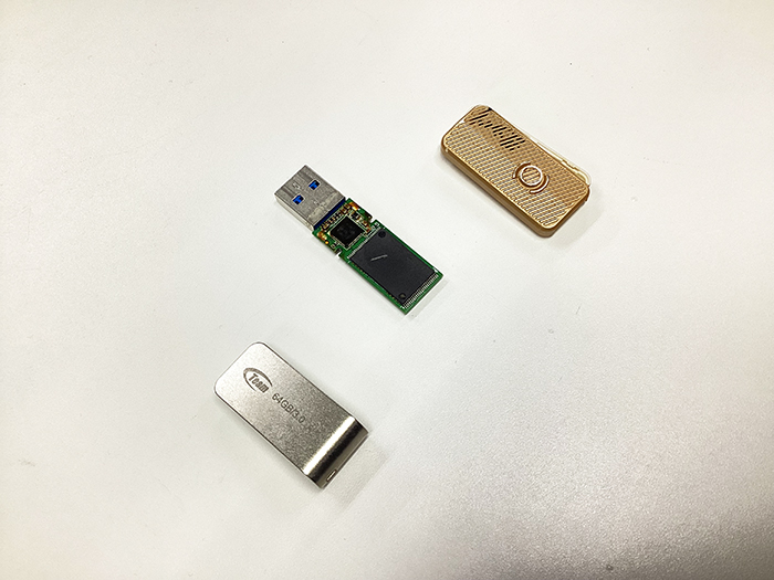 Team USBメモリ 64GB 認識しない データ復旧