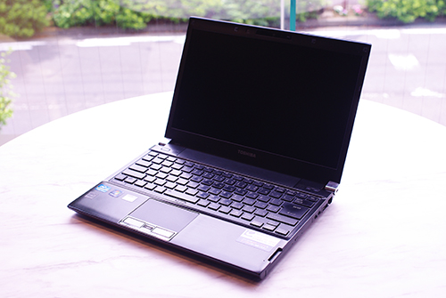 東芝 dynabook R731/W3TE PR7313TERBBW3 Windowsが起動しない SSD交換