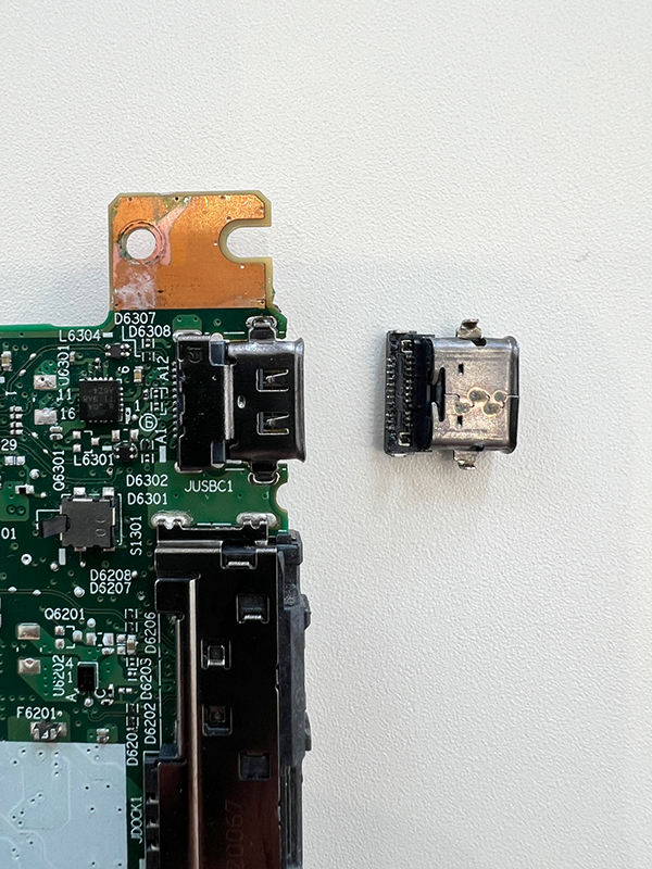USB Type-Cコネクタ交換修理 マザーボード修理