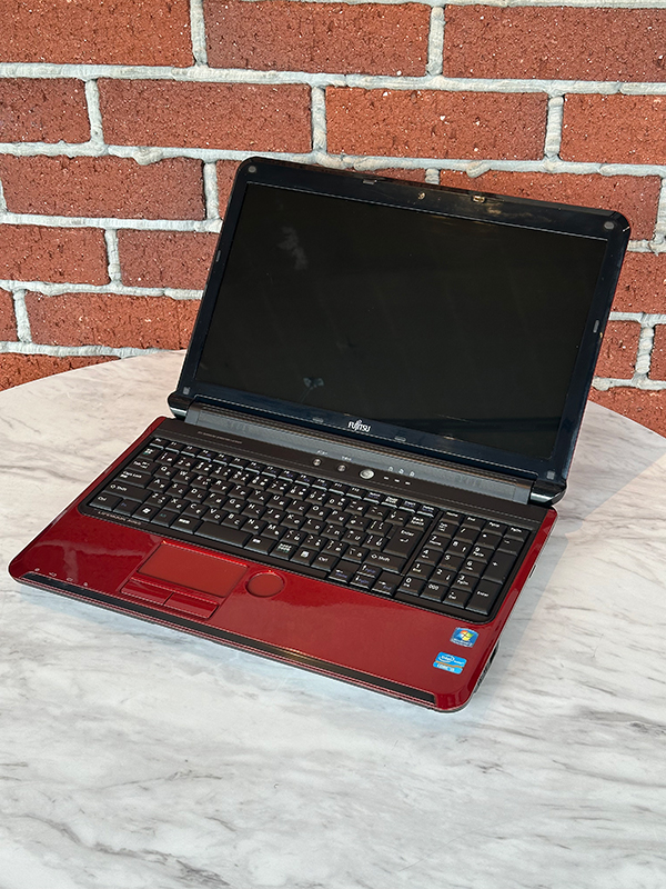 富士通 FMV LIFEBOOK AH56/D FMVA56DW Windows 11 アップグレード