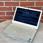 富士通 LIFEBOOK AH53/G FMVA53GWK Windows 11 アップグレード SSD換装 メモリ増設